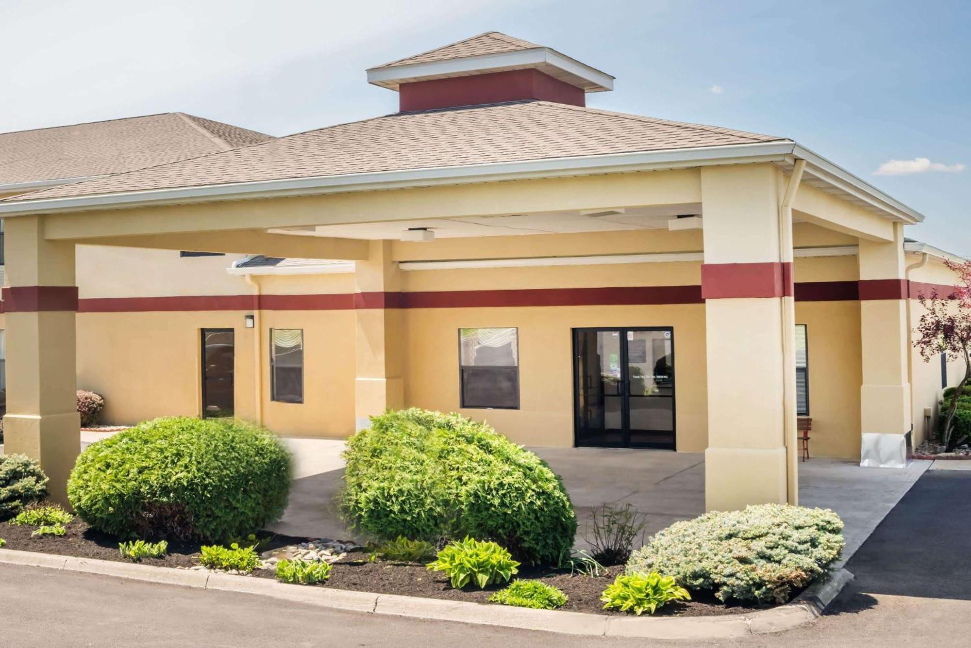 Super 8 By Wyndham Bellefontaine Hotel Luaran gambar