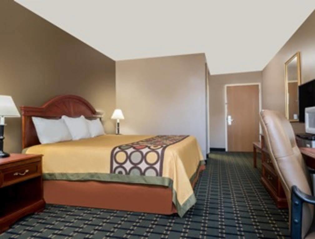 Super 8 By Wyndham Bellefontaine Hotel Luaran gambar