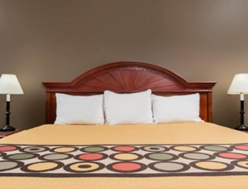 Super 8 By Wyndham Bellefontaine Hotel Luaran gambar