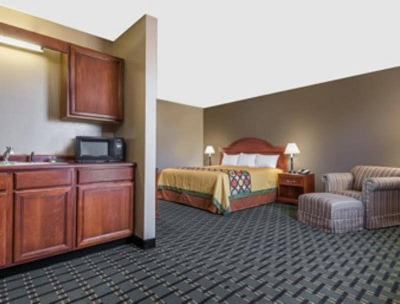 Super 8 By Wyndham Bellefontaine Hotel Luaran gambar
