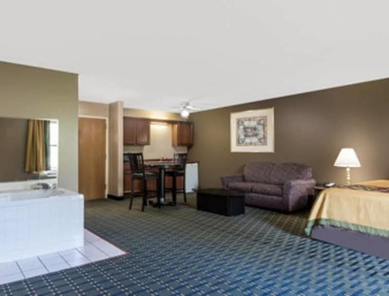 Super 8 By Wyndham Bellefontaine Hotel Luaran gambar